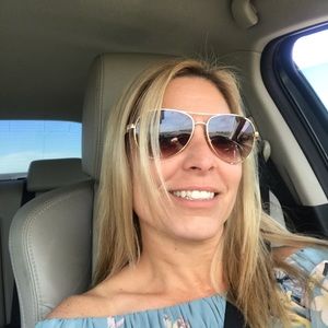 Meet your Posher, Cora